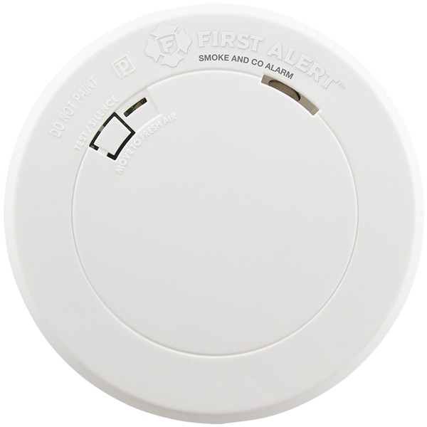 FIRST ALERT 1039772 Battery-Operated Photoelectric Smoke Alarm